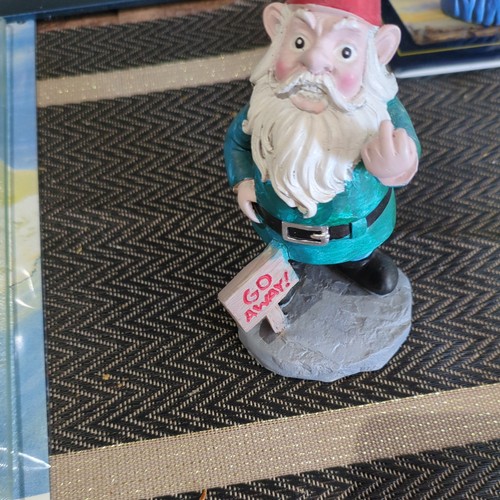 Gnome finger salute patio - gnome,