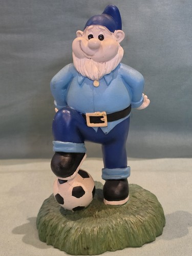 Freestanding football - freestanding,