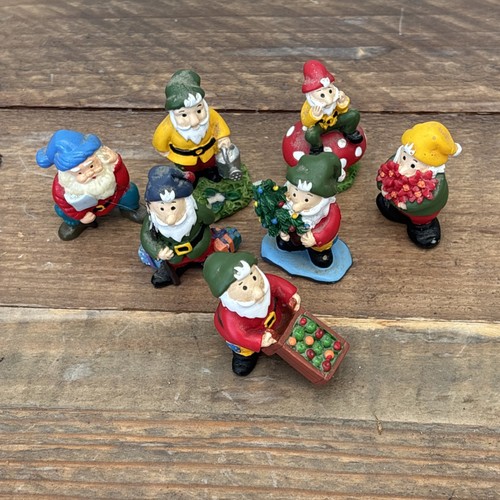 Resin mini gnomes garden - gnomes,