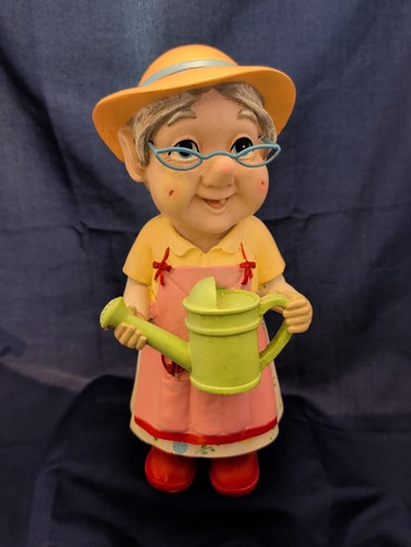 Nanny flowers garden gnome - nanny's,